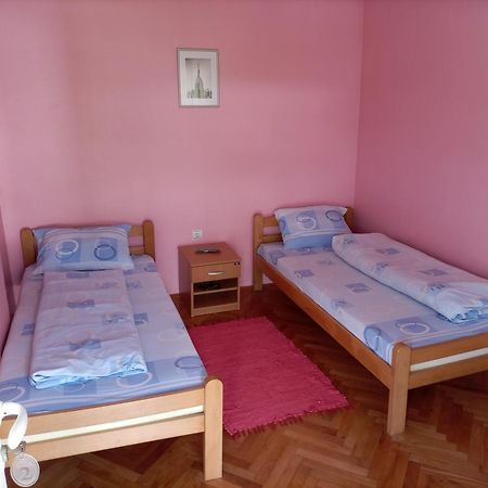 Banja Gornja Trepca-Smestaj Grof エクステリア 写真
