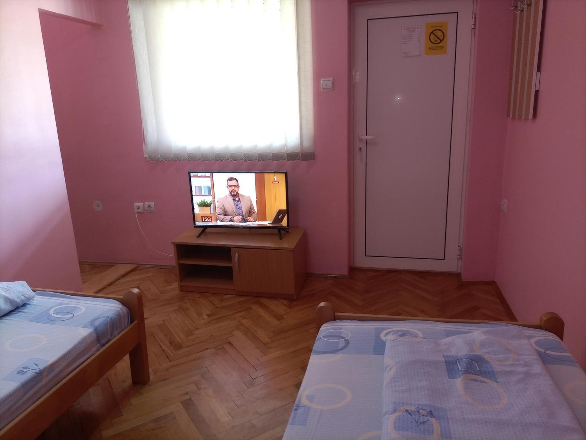 Banja Gornja Trepca-Smestaj Grof エクステリア 写真